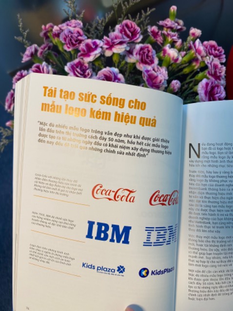 Mình đã đọc cuốn sách đầu tiên của tác giả Richard Moore từ năm 2008 thì thấy thông tin đã bị cũ rồi. May là ông mới cho ra mắt cuốn này nên mình đã mua luôn. Cảm nhận của mình thì nội dung đã có sự update so với quyển cũ, những bài viết được tập hợp thành sách mang tính đương đại. Kiến thức của Richard Moore thì không cần bàn cãi, sâu và rộng về hình ảnh thương hiệu.