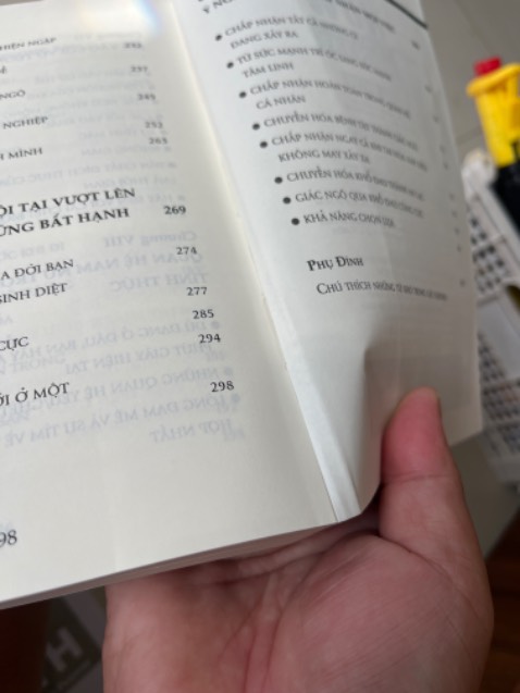 Nguyên vẹn. Sách mới, không biết sách thật hay sách giả.