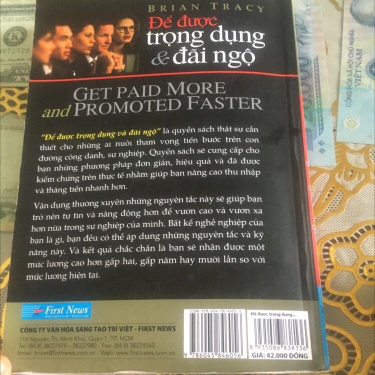 Cuốn sách tuyệt vời, áp dụng xong đảm bảo tất cả mọi người trong công ty yêu quý chứ không chỉ riêng sếp. Sếp còn yêu như người nhà luôn. Cảm ơn tác giả nhà in sách biên tập người giao hàng và thanh toán.