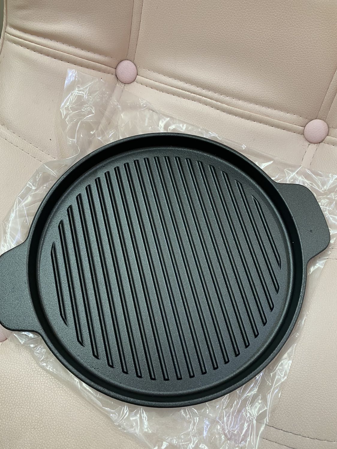 Đóng gói cẩn thận.Mẫu mã đẹp.Chưa dùng nên chưa biết chất lượng ra sao