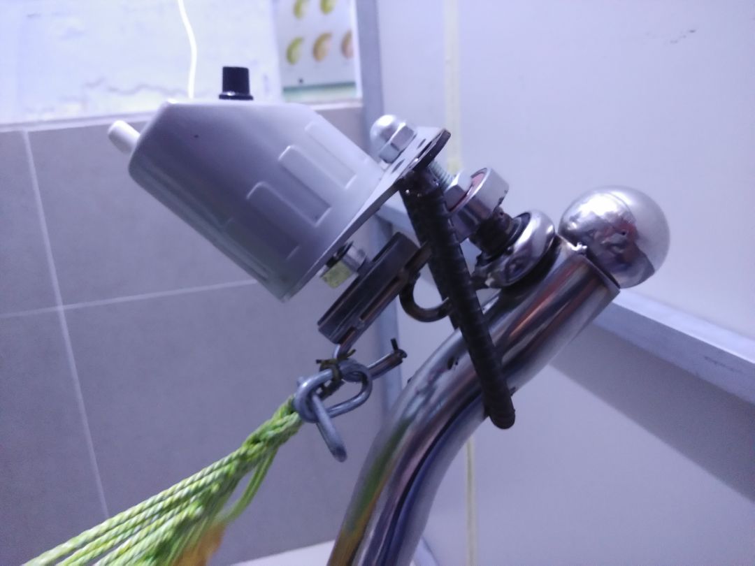 sửa lại tí phù hợp với cái võng.
chạy được ngon lành. Ai ở TP.HCM cần sửa lại thì liên hệ *** nha.