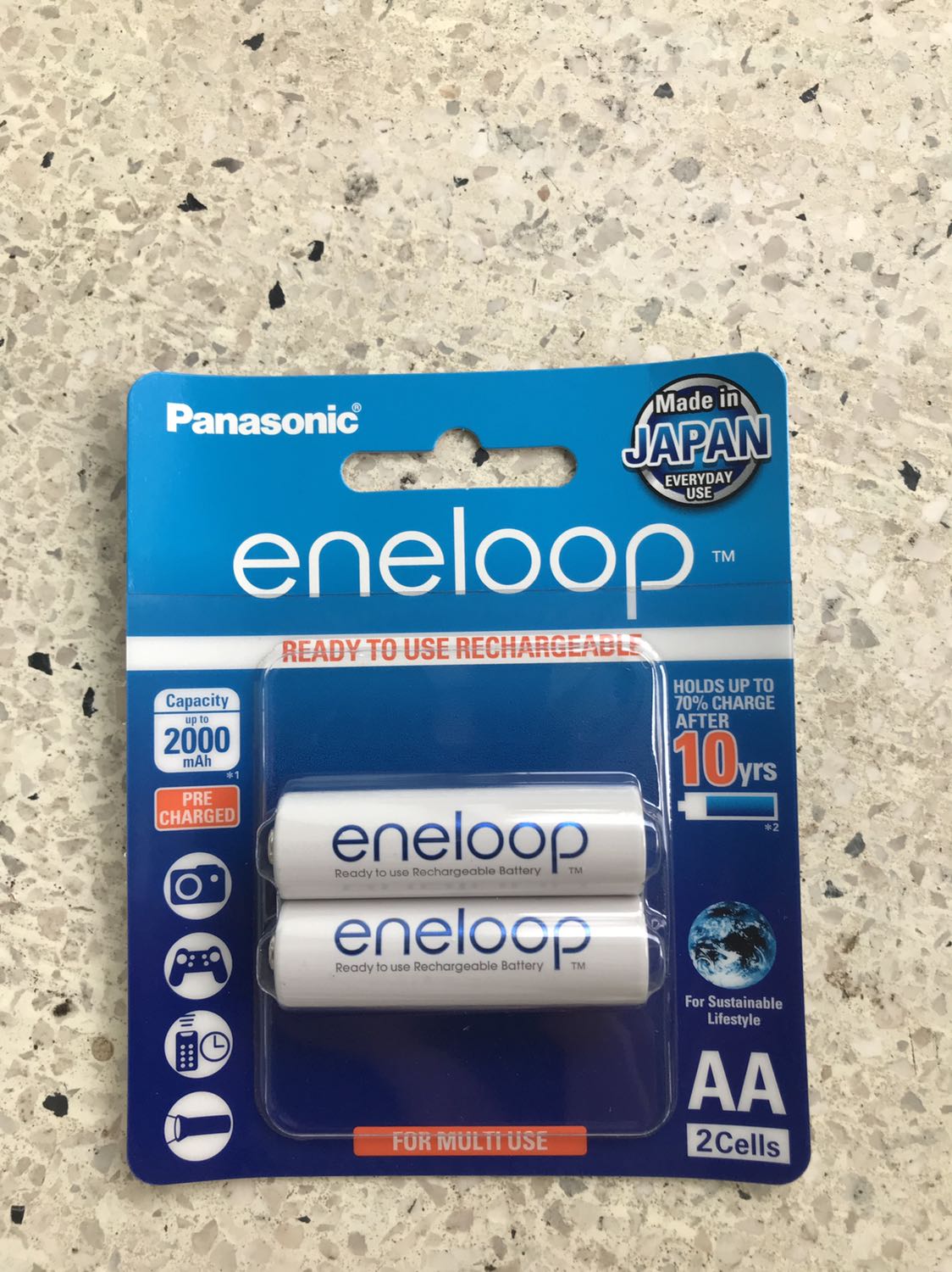 Hài lòng.

Hàng giao trễ một ngày so với dự kiến.

Sản phẩm được đóng gói cẩn thận, còn nguyên bao bì.

Tặng kèm hộp đựng pin cho mỗi sản phẩm.

Sẽ đánh giá lại sau khi sử dụng.
