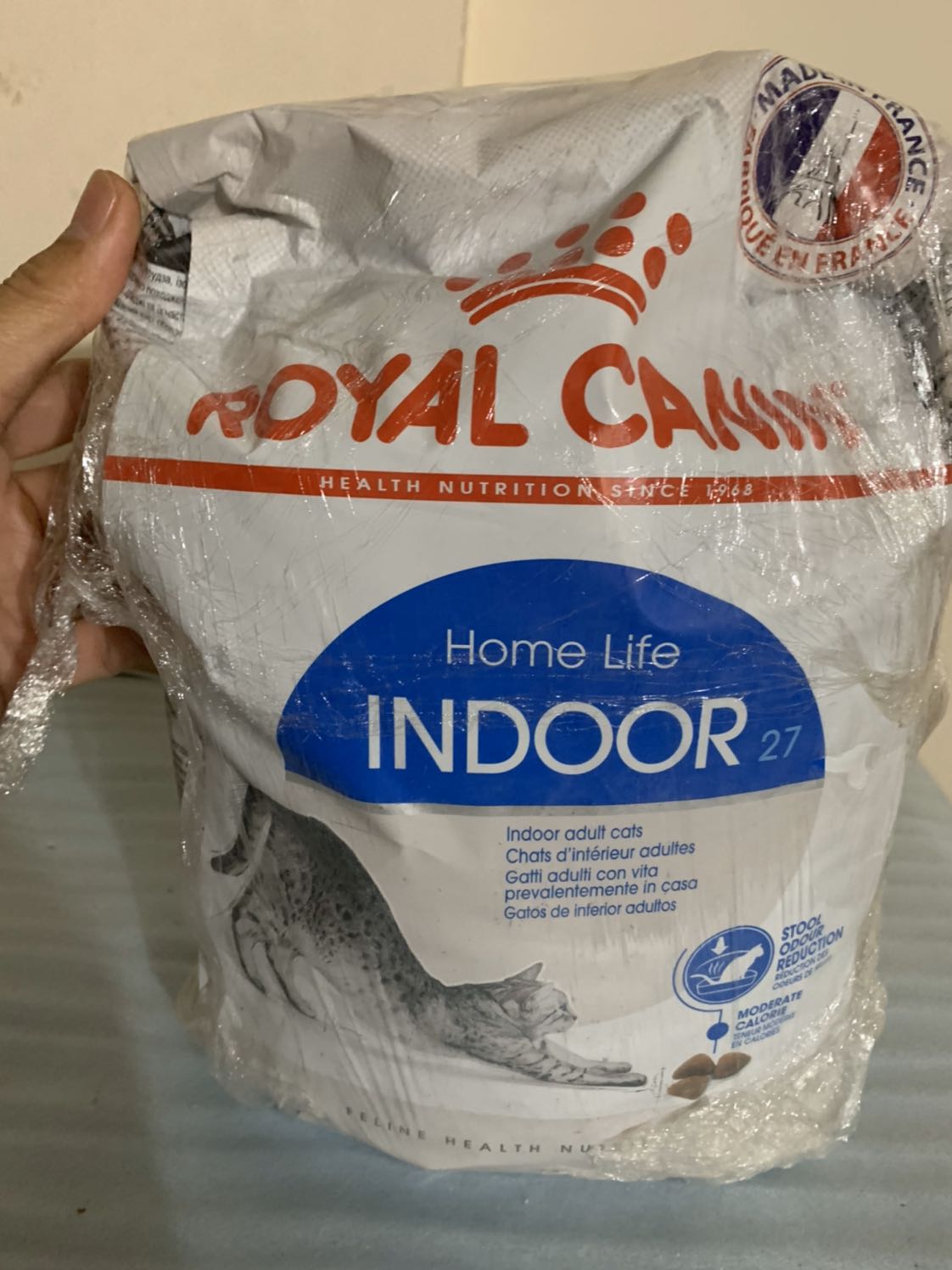 Tôi nhận hàng từ 14/9 đến nay đã 1 tuần nhưng chưa thấy Tiki có động thái nào gọi là hỗ trợ tức thời để bảo đảm quyền lợi của khách hàng. Tôi đã gọi vào *** 2,3 cuộc, gởi email liên tục 5,6 lần nhưng chẳng thấy nhân viên nào liên lạc để nhận lại hàng như Tiki nói qua điện thoại. Tôi rất thất vọng về Tiki cũng như chủ hàng này. Tôi nghĩ quý vị xem hình cũng đủ hiểu được vấn đề.