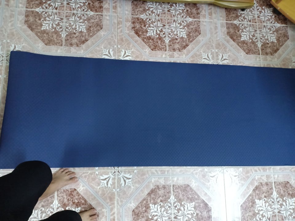 Sản phẩm được đóng gói rất cẩn thận. Hàng đúng y như hình, không có bị lỗi. Cảm ơn Tiki nhiều. Mua kèm với một túi đựng thảm vừa vặn với thảm túi đẹp rất ưng ý