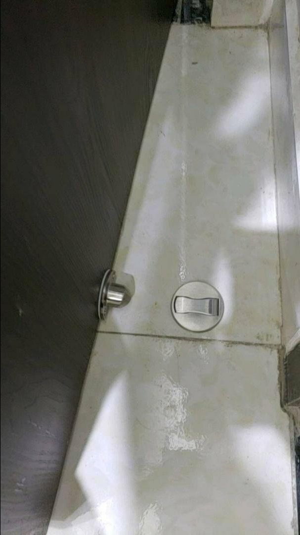 chặn cửa rất thông minh, không bị vướng víu