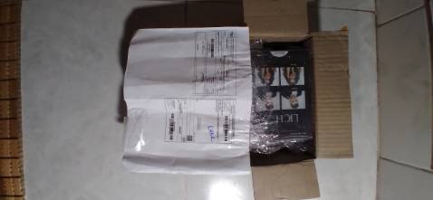 Mình đặt 2 hộp dầu gội mà shop chỉ giao 1 hộp