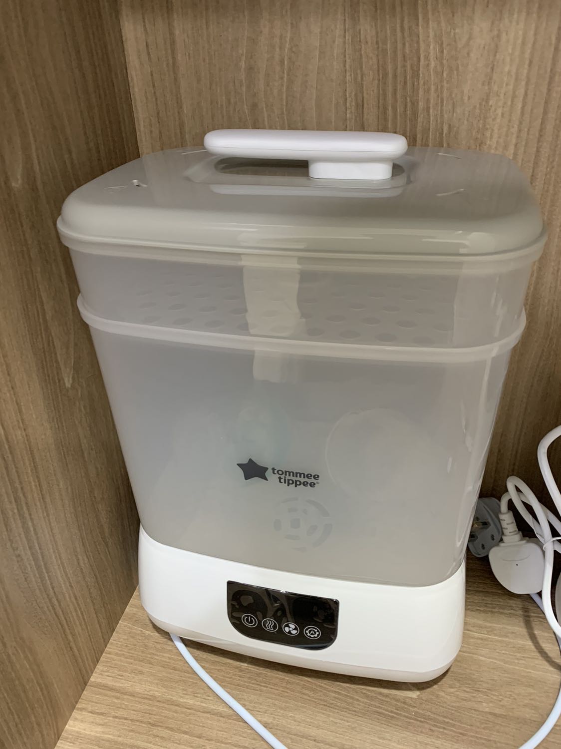 Máy đẹp, chắc chắn, tiệt trùng và sấy khô tốt