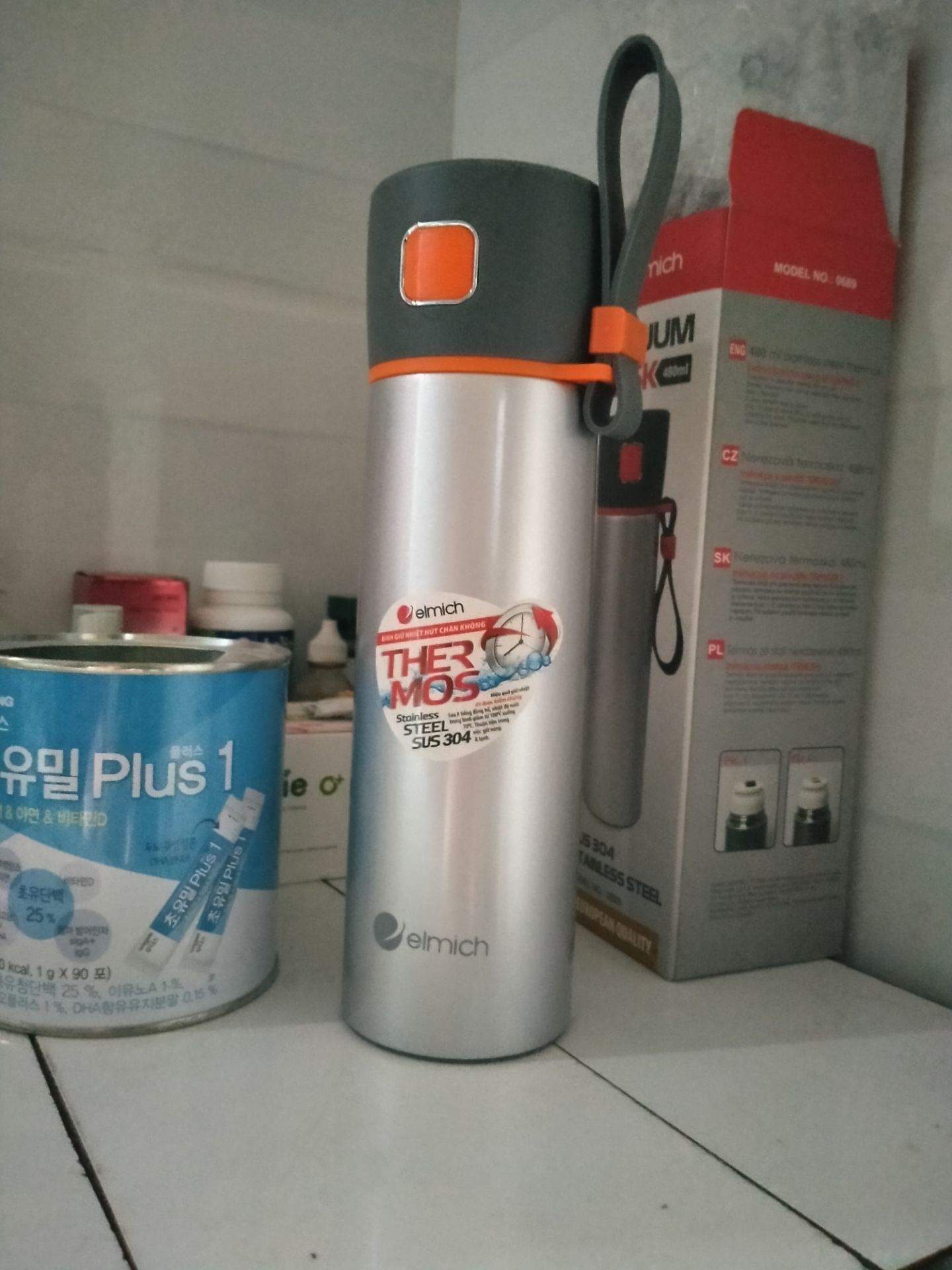 Giao hàng nhanh mình *** thử cho nước nóng vào để qua đêm sáng dậy vẫn còn ấm nha cả nha, nên mua nhé, sẽ ủng hộ tiếp