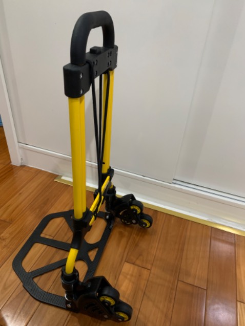 quá sức là hài lòng với sản phẩm này của Stanley.
Chất lượng hoàn thiện rất cao ở mọi chi tiết. Bánh xe êm, mượt mà. quá sức là hài lòng với sản phẩm này của Stanley.
Chất lượng hoàn thiện rất cao ở mọi chi tiết. Bánh xe êm, mượt mà.