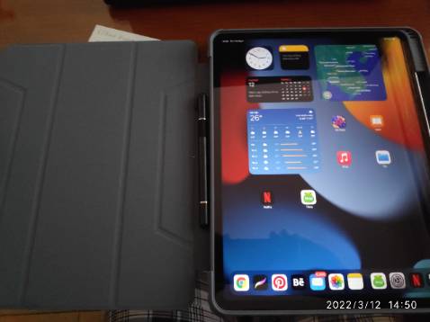 Shop bán hàng quá có tâm, đặt giao nhanh trước 15h mà độ 40 phút anh shipper đã đứng trước nhà, hàng thì gói quá chỉnh chu =)))) gói chống shock cho bao chống shock luôn. Cảm ơn shop vì sản phẩm quá ưng ý và bán hàng quá tốt