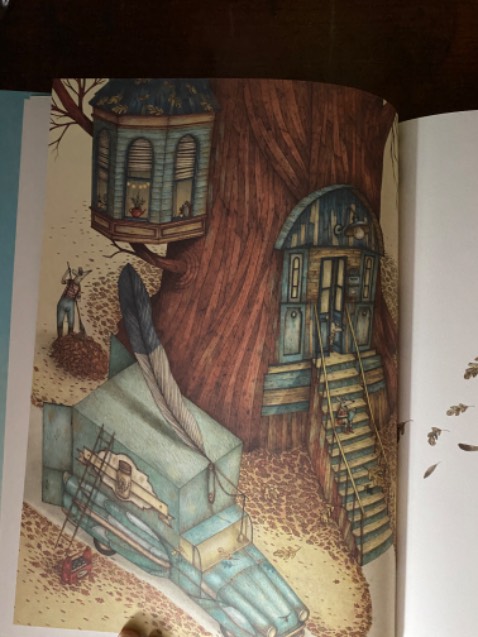 Sách bọc rất cẩn thận , nên giao hàng hơi lâu , nhưng chờ cũng đáng giá . 
Phần dịch thuật sang tiếng Việt khá dễ thương , những từ như xổi , hay mau mắn , người dịch chắc đã nghiên cứu rất kĩ cho từ ngữ được trao chuốt , mà vẫn giữ được tinh thần của quyển sách .
Câu chuyện nhẹ nhàng , được truyền đạt một cách đầy tinh tế , khéo léo , không giáo điều , phù hợp với trẻ em . 
Sách minh hoạ quá đẹp , đẹp đến mức hoàn hảo , rất là thích chất liệu giấy , mình đã đọc rất chậm để cảm nhận vẻ đẹp của từng trang sách lẫn nội dung .