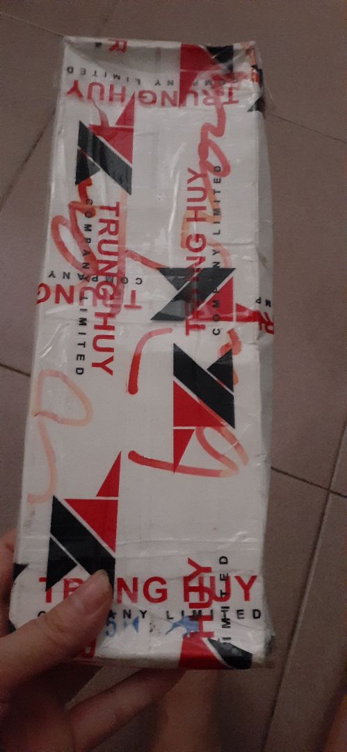 shop gửi sản phẩm giống như hình ảnh, nhìn rất sáng đẹp