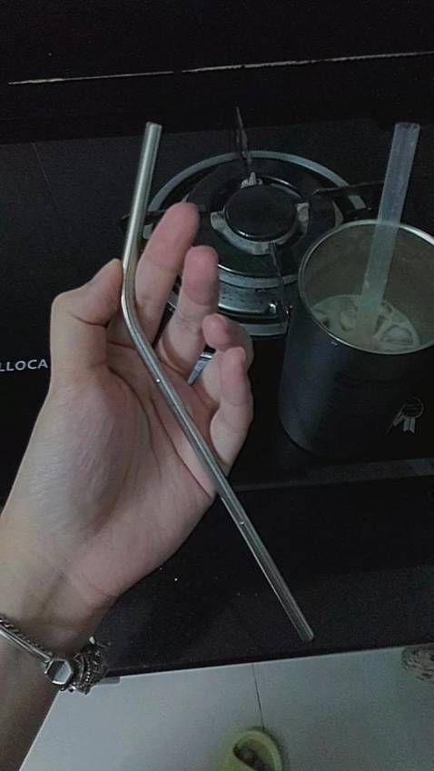 Shop giao hàng nhanh quá, sản phẩm ok, đepk quá nhà, giữ nhiệt rất tốt, hàng chính hàng, gọn dễ sử dụng và vệ sinh cốc. Cảm ơn shop. Chúc shop luôn đông khách nhá.