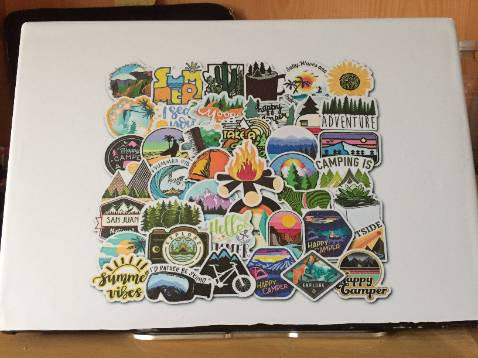 Hình phù hợp với màn hình 13' hơn là 15.6'''