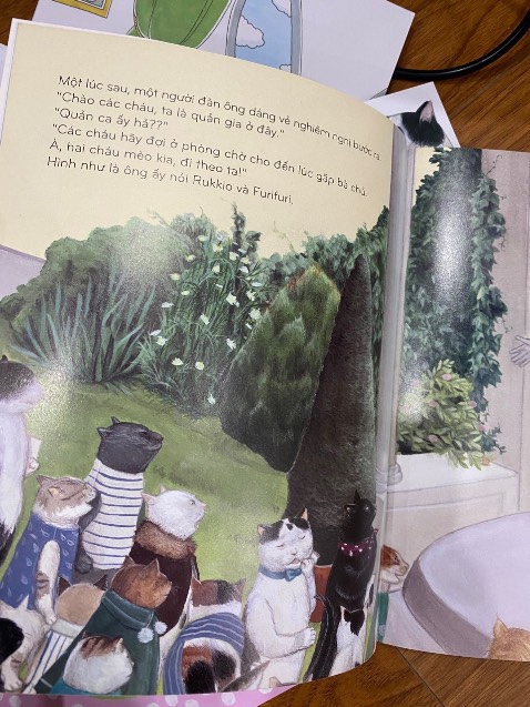 đầu tư sách cho con thì mẹ ko tiếc, mà con nhà mình rất thích sách ehon của bên mogu. cho shop 5 sao