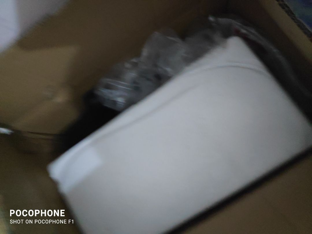 Sản phẩm đầu bị lỗi áp shop đã hỗ trợ đổi cho cái khác , máy dùng ổn mỗi tội phần motor khá là bỏng.Bên tiki xử lý yêu cầu khá lâu