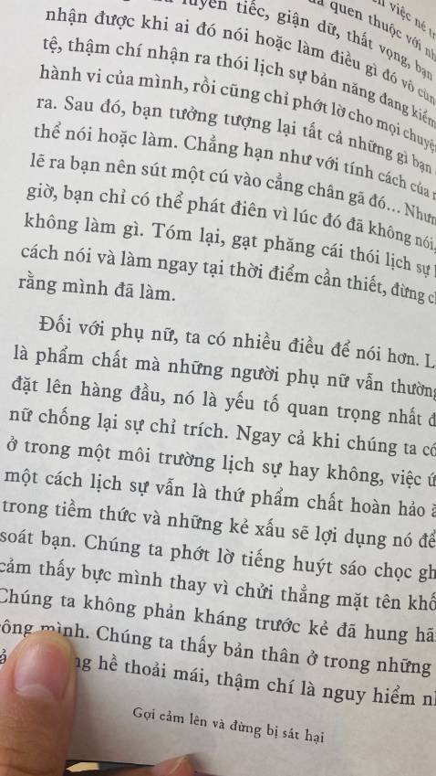 Thiết kế sách rất đẹp. Ở ngoài sách còn đẹp hơn trong hình. Sách nội dung ngắn nhưng rất thú vị và cho mình nhiều suy nghĩ. Sách phù hợp với mọi người nhưng phụ nữ vẫn nên đọc hơn, vì cuốn sách này viết để giúp phụ nữ biết cách bảo vệ bản thân. Tiki giao hàng nhanh, đóng gói đẹp, sách đến tay rất đẹp. Xin cảm ơn