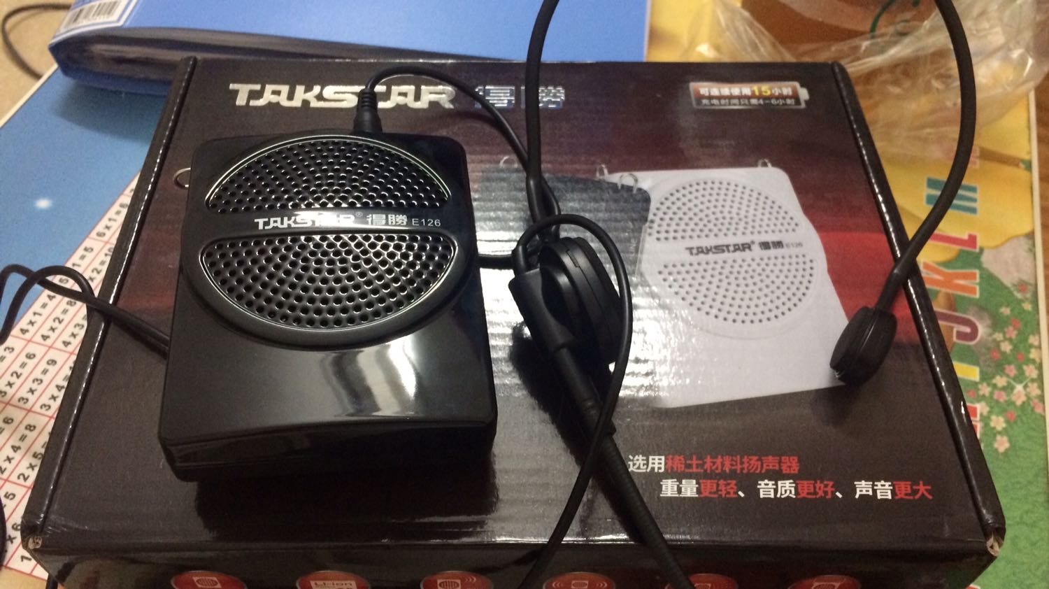 Tiki giao hàng đúng hẹn. *** hàng thử âm thanh rõ nét, loa vừa đủ to. hi vọng sản phẩm bền và ổn lâu dài.
chúc shop bán được nhiều sp chất lượng dịch vụ tốt!