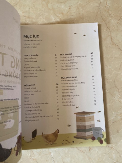 Sách có hình vẽ minh hoạ rất đẹp mắt, đọc xong chỉ muốn được đến nông trại như thế một lần trong đời để được trải nghiệm 😆