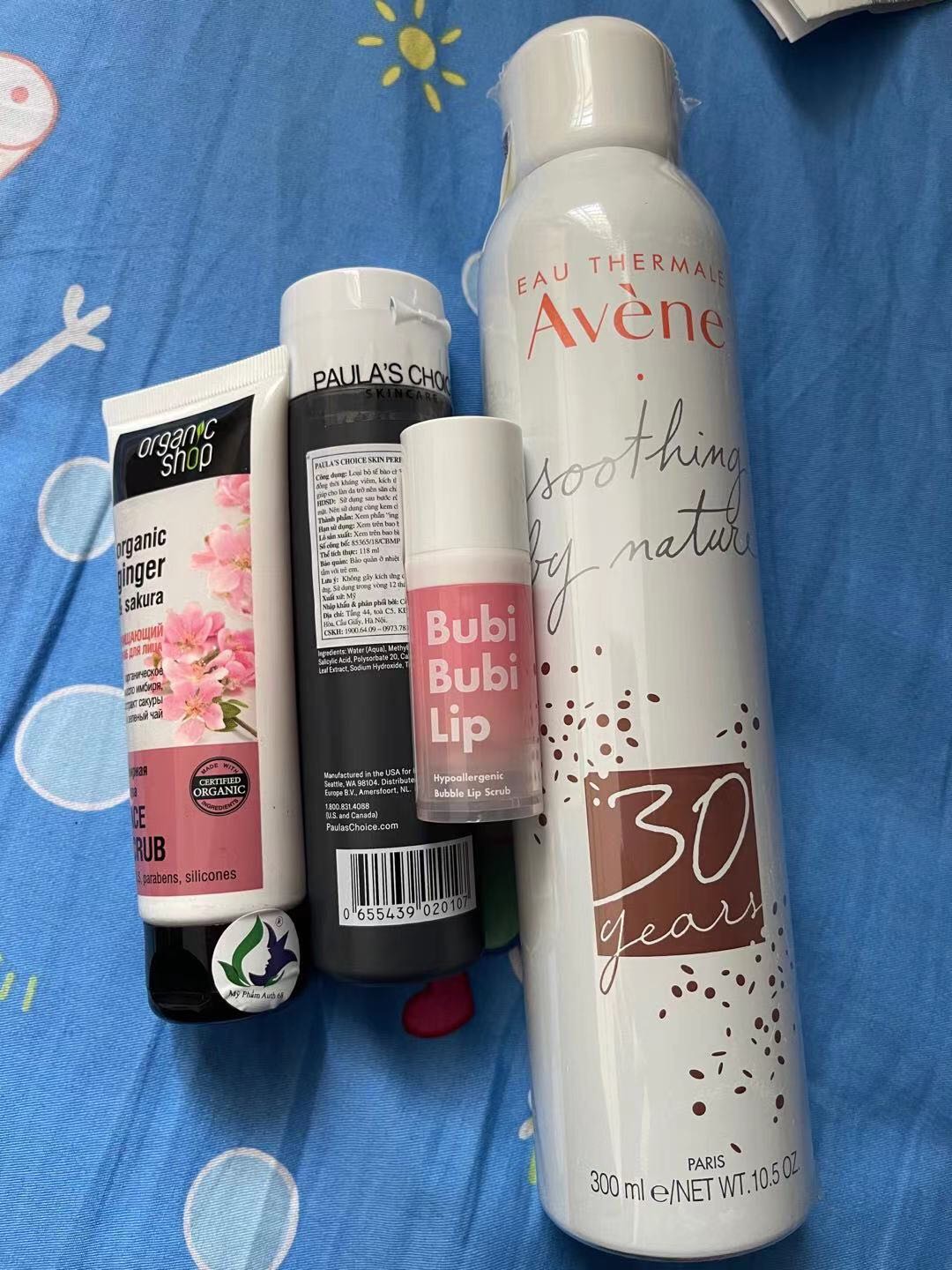 Mua trên Tiki thì khá tin tưởng về hàng auth mà hơi lo về vấn đề bọc gói sản phẩm và vận chuyển vì đã thấy rất nhiều người phàn nàn về vấn đề đó rồi, may mà lúc nhận sản phẩm rất ok. Cảm ơn tiki rất rất nhiều. Sẽ vẫn tin tưởng tiki ?