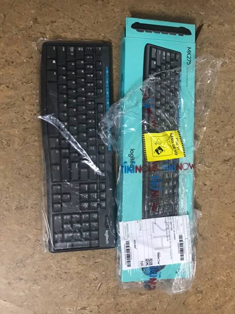 Chào Shop, 
Mình cần hàng gấp nên đặt Tiki Now, shop giao đúng hẹn nhưng thiếu mất Chuột (mình đặt cả Bàn phím và Chuột). Sau khi nhận hàng 5' mình đã gọi lại Shipper và tổng đài để hỗ trợ, có hẹn 24h nhưng giờ mình liên hệ lại nói trong 48h
Quan trọng có ai xác nhận cho mình là đóng thiếu hàng dùm cái nhé ! Chào Shop, 
Mình cần hàng gấp nên đặt Tiki Now, shop giao đúng hẹn nhưng thiếu mất Chuột (mình đặt cả Bàn phím và Chuột). Sau khi nhận hàng 5' mình đã gọi lại Shipper và tổng đài để hỗ trợ, có hẹn 24h nhưng giờ mình liên hệ lại nói trong 48h
Quan trọng có ai xác nhận cho mình là đóng thiếu hàng dùm cái nhé !