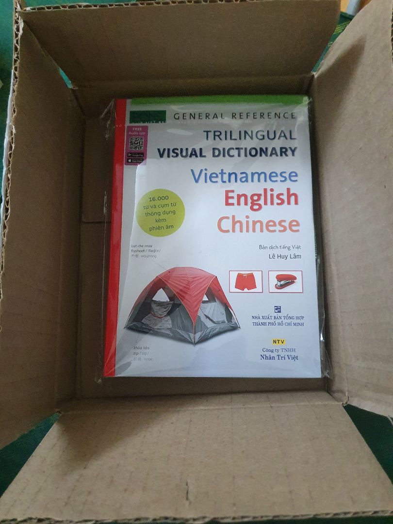 Lần này Tiki giao hơi lâu hơn bình thường, 1 tuần mới nhận đc nhg chất lượng sách rất oke nên vẫn 5 sao nha. Sách mới đẹp, gói kĩ và đẹp, nội dung từ điển vô cùng hữu ích, rất đáng mua
