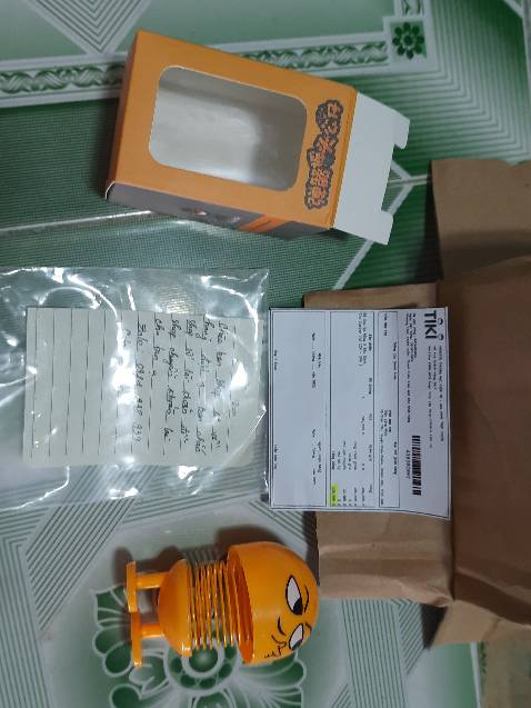 mua sạc laptop shop gởi thứ này. Điện không bắt máy, nt ko trả lời. còn hỏi stk ngân hàng của khách. Mọi người cẩn thận khi mua