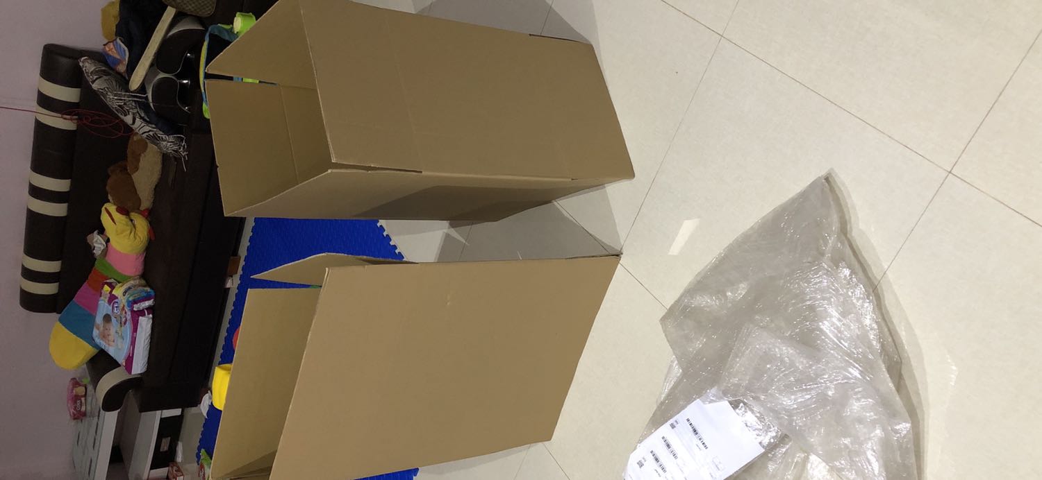 Yêu cầu shop liên hệ lại. Đặt mua nhà giấy gửi 2 thùng cacton???