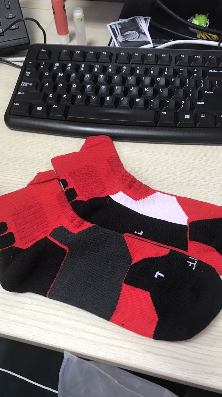 Hàng tốt, giao đúng mẫu màu sắc, có kí hiệu chân trái phải