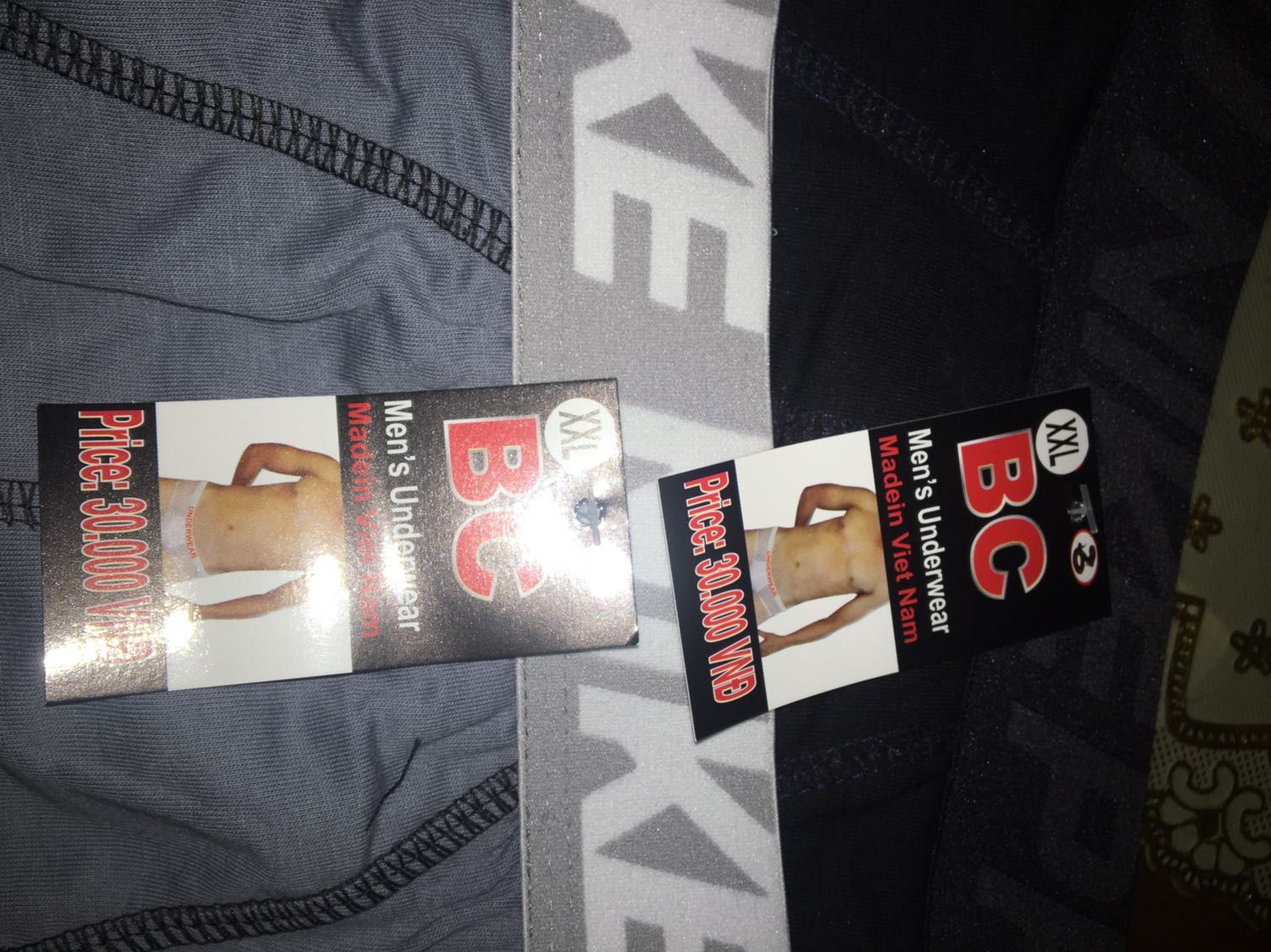 Không chấp nhận được bán hàng không đúng với quảng cáo tôi đặt sie L nhưng shop gửi XXL