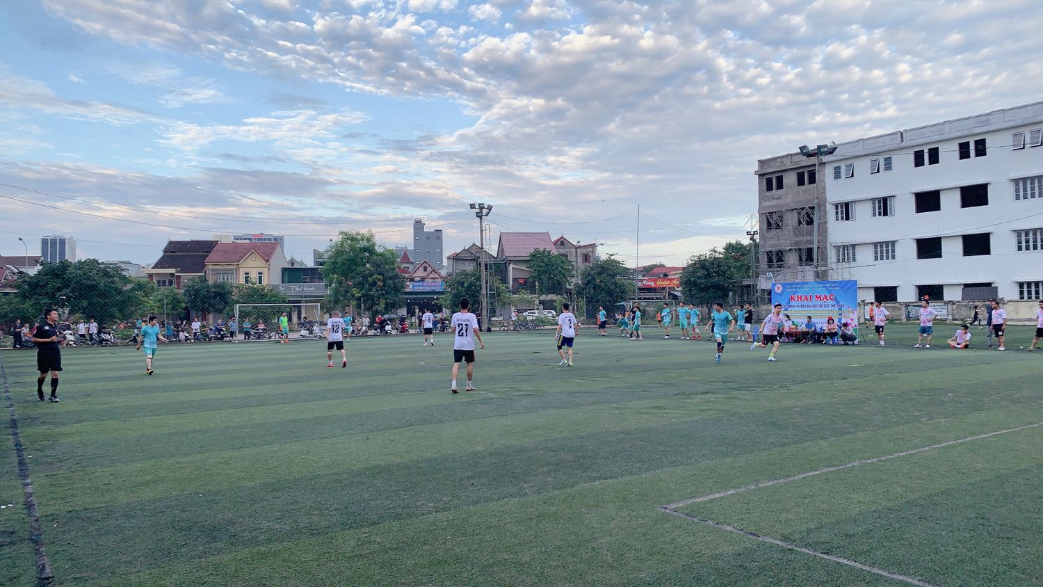 Giá rẻ, hợp túi tiền. Tập gym hỗ trợ cổ tay tốt. Khá là ưng và đặt 5 cặp cho đội bạn tập cùng Giá rẻ, hợp túi tiền. Tập gym hỗ trợ cổ tay tốt. Khá là ưng và đặt 5 cặp cho đội bạn tập cùng