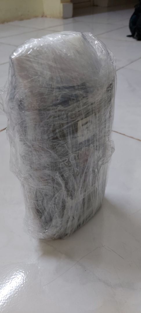 Hàng như ảnh, đóng gói cẩn thận kỹ càng. Giao hàng nhanh và nhiệt tình.