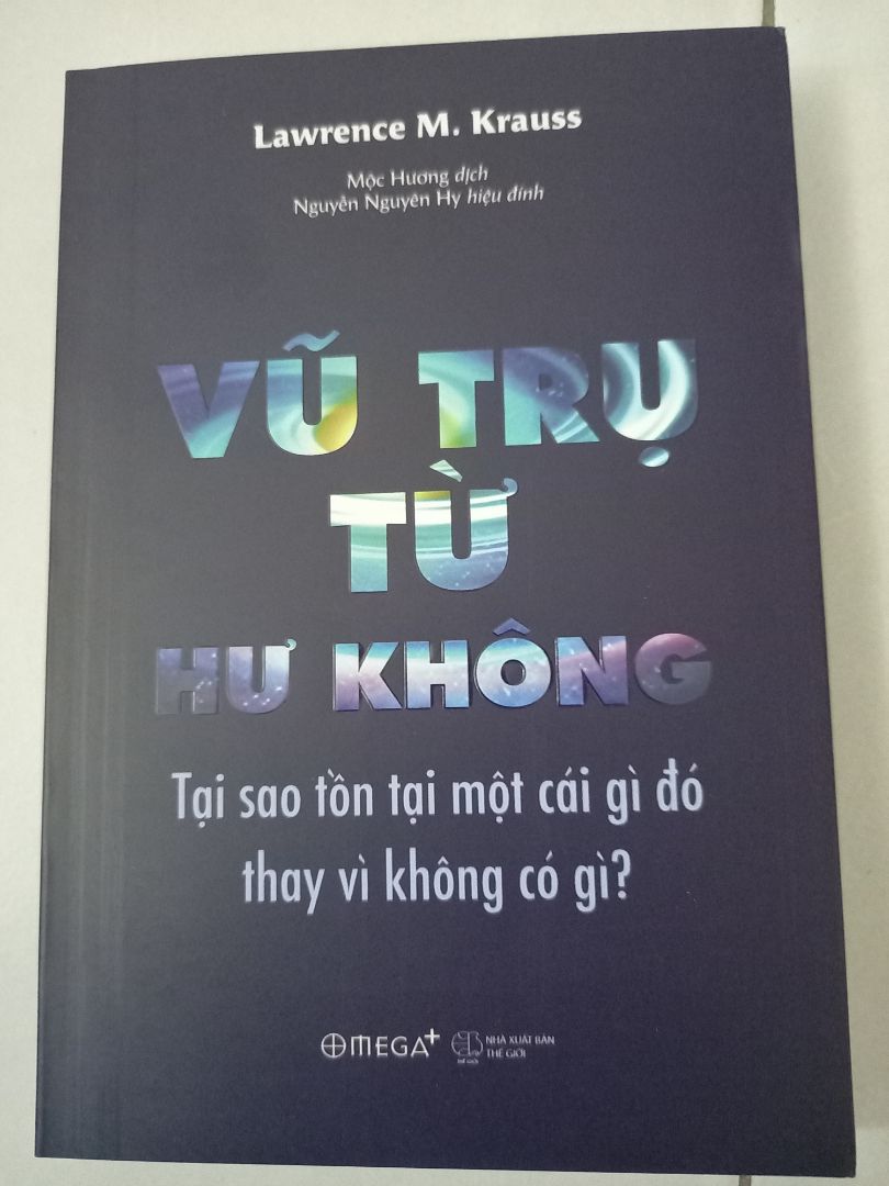 Chúng ta từ đâu? một câu hỏi có tính triết học, chúng ta có cô đơn trong vũ trụ? thể loại sách khó đọc nhưng thú vị.