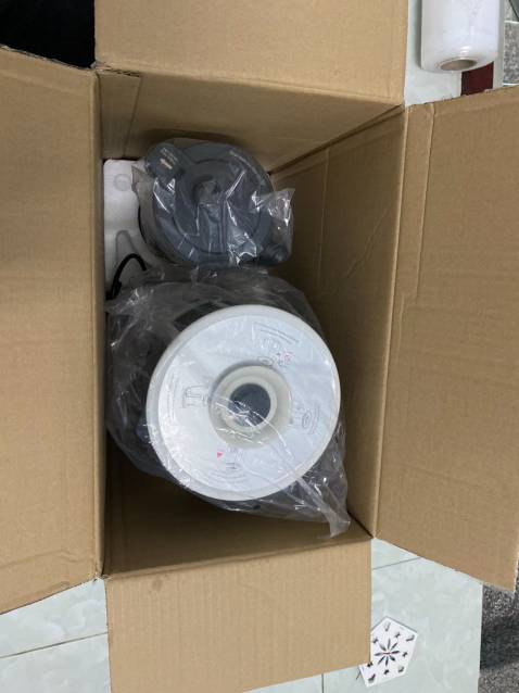 Chất lượng tốt, máy nhìn rất sang. Nấu cháo cho bé nhà mình ngon lắm, nên mua lấy một cái nhé cả nhà. Mua cái này khỏi phải mua máy xay sinh tố, có cả nó nữa nè