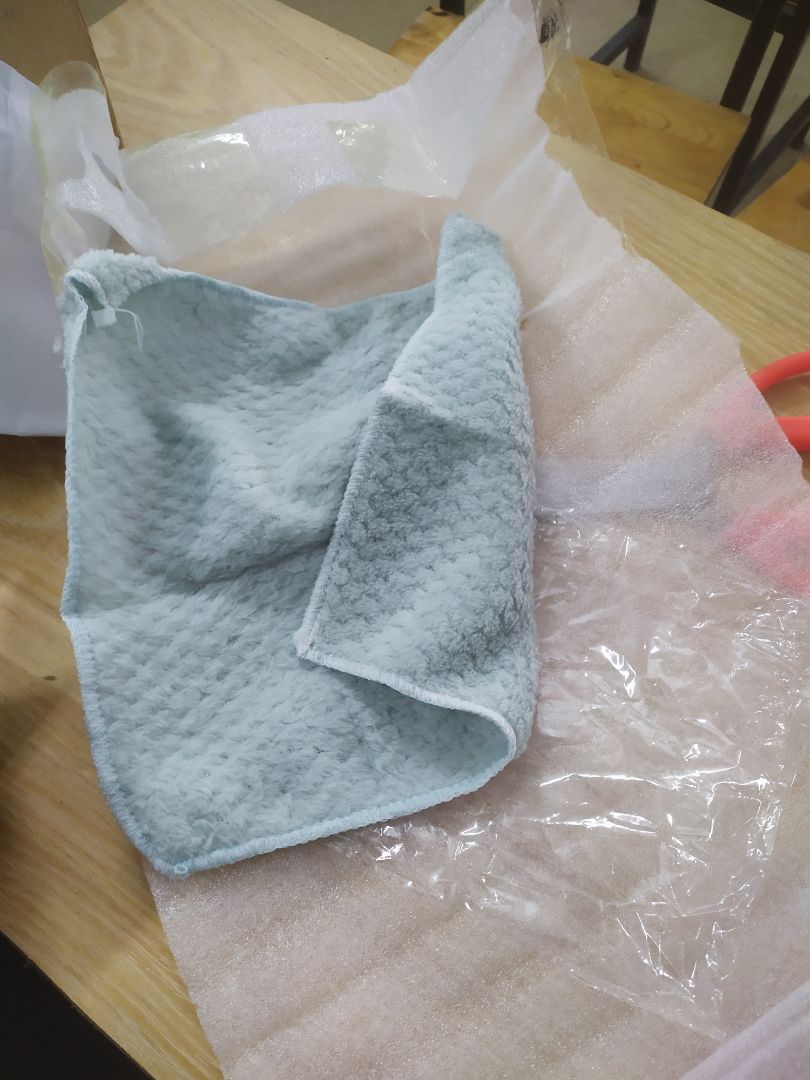 combo 10 cái mà giao có 1 cái, không thấy tiki xử lí bổ sung