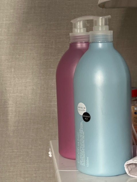 Không gây khô tóc, giúp tóc mềm mượt, mùi thơm dễ chịu