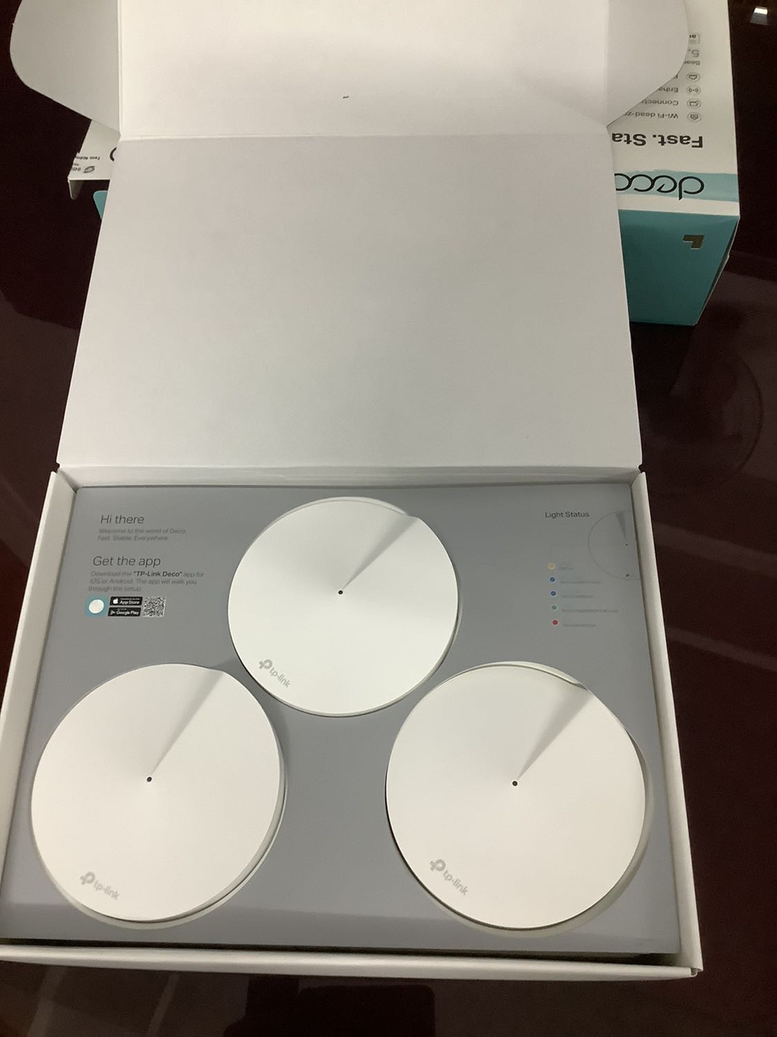 Kiểu dáng gọn đẹp, cài đặt siêu dễ dàng. Phát sóng cực tốt với một tên mạng duy nhất cho cả 2 băng tầng. 👍 Kiểu dáng gọn đẹp, cài đặt siêu dễ dàng. Phát sóng cực tốt với một tên mạng duy nhất cho cả 2 băng tầng. 👍