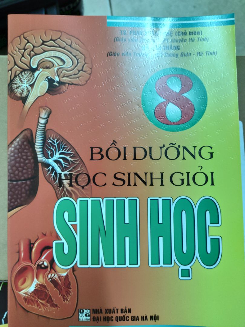 sách khá đầy đủ nhưng có vài trang bị bẩn như thế này
