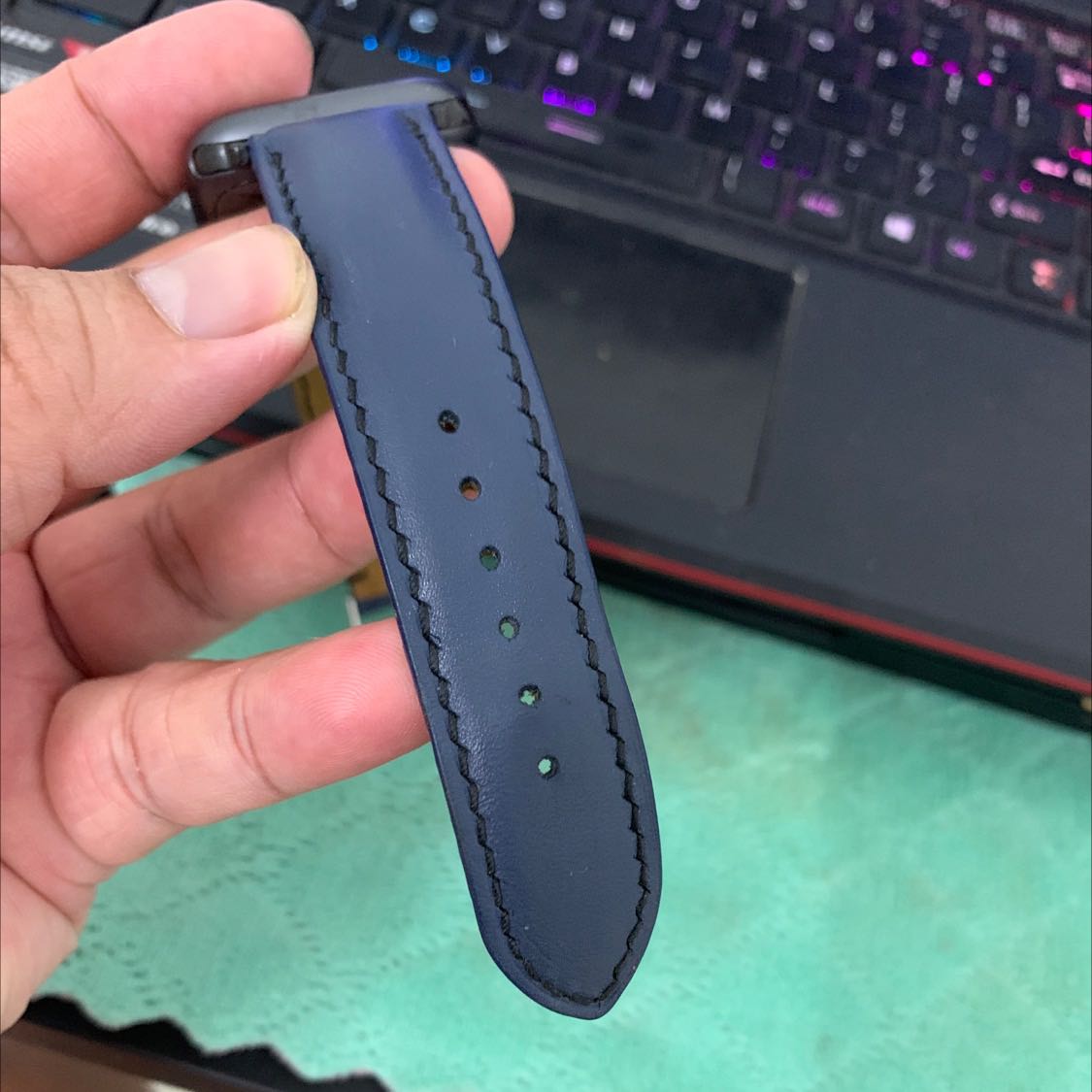 Dây đẹp nhưng hơi cứng 1 tý !