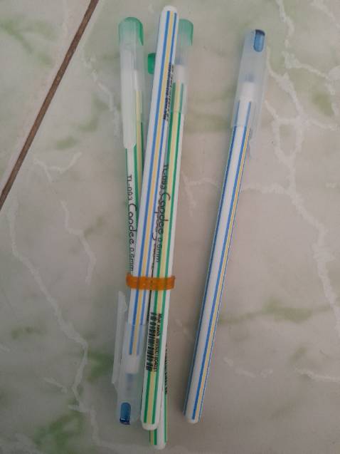 Mik đặt ytôn hình sao giao mik cái này là sao , mong giao lại giùm