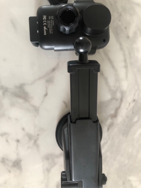 Giá đỡ đẹp cà tiện lợi, hàng như mô tả có chức năng sạc thông minh , rất hài lonhf về sp