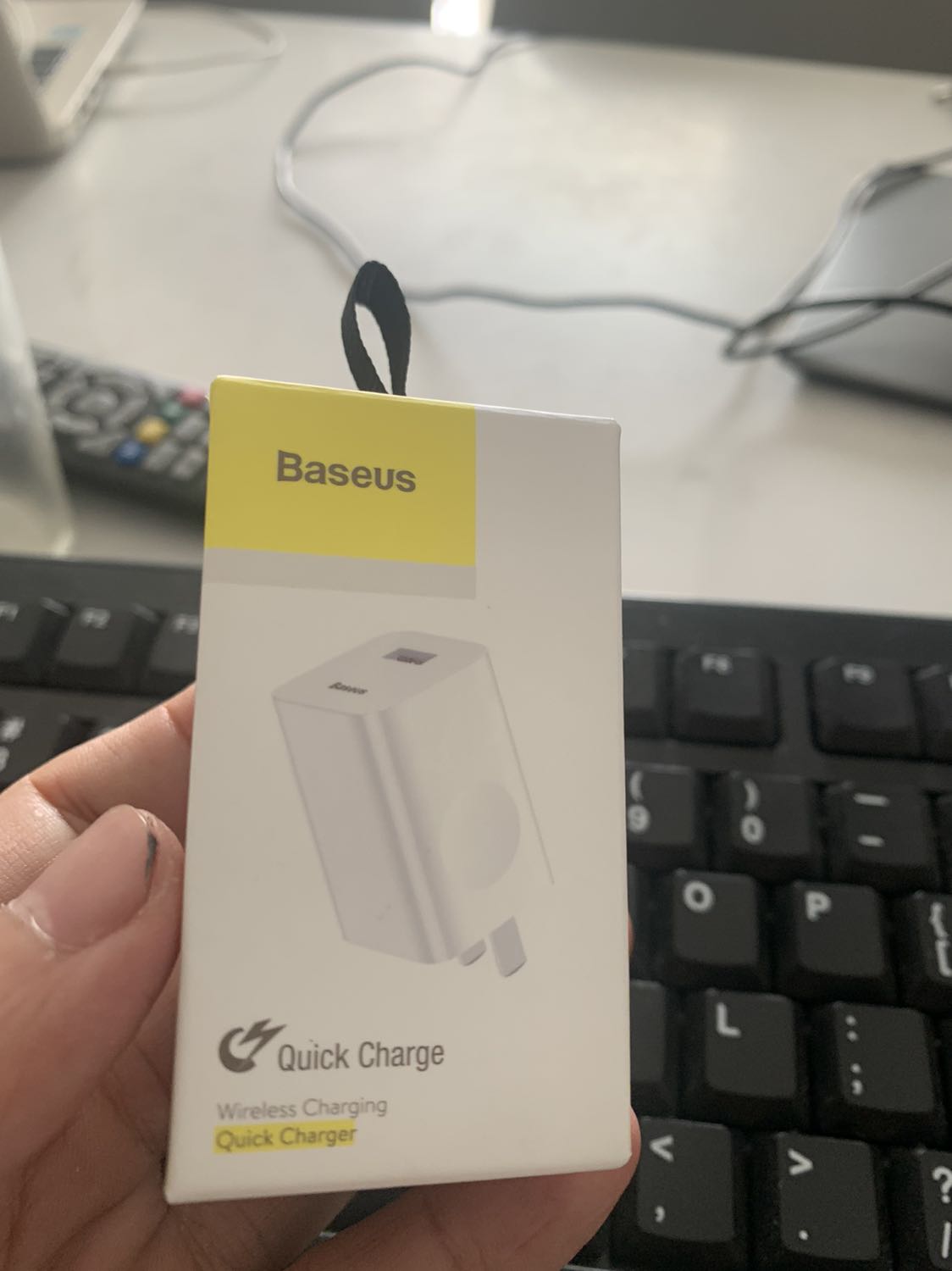 Đóng gói cẩn thận. Cầm chắc tay. Chất lượng phải qua thời gian sử dụng mới đánh giá được.