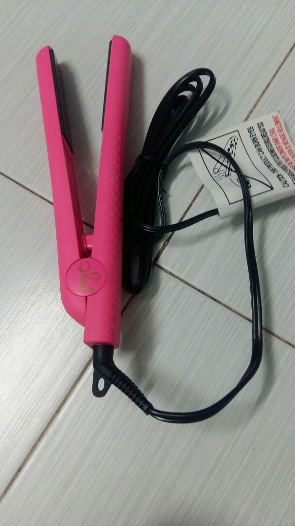 chưa sử dụng dù mua đã lâu nên chưa biết như thế nào. cho 5 sao vì hàng y như hình, sản phẩm cầm chắc tay.