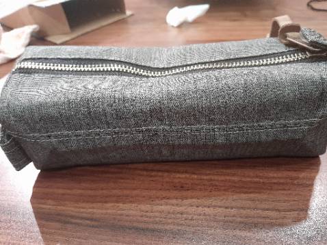 Sản phẩm giống với quảng cáo 10/10.
Nhưng mà túi mềm quá, có cách nào làm cho form túi cứng cáp hơn ko ta.