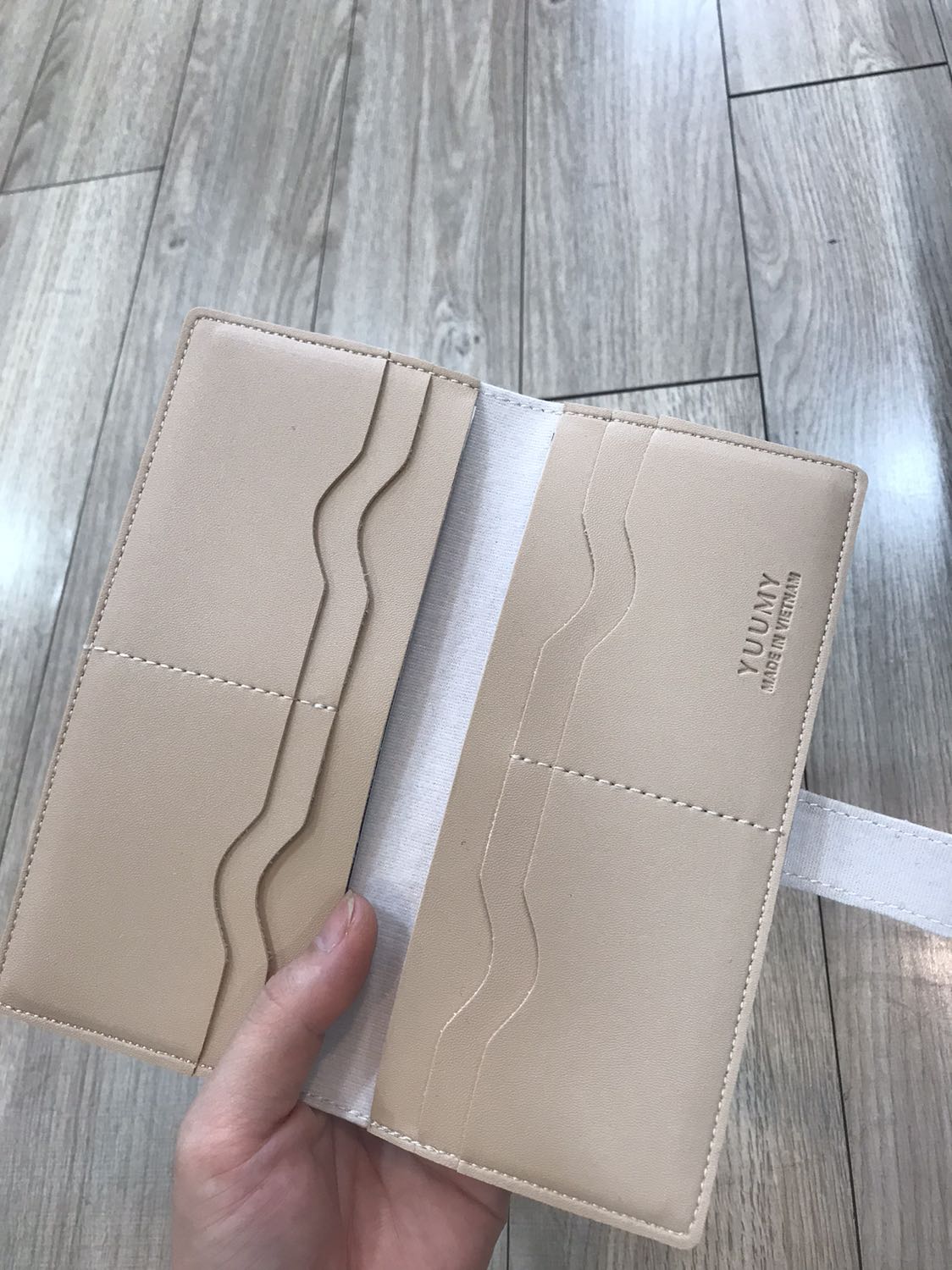 vi cầm tay nhìn cưng muốn xỉu luôn ạ , 
để giấy tờ thẻ được nhiều lắm luôn ạ . Thank you shop nhiều sẽ luôn ủng hộ shop ạ vi cầm tay nhìn cưng muốn xỉu luôn ạ , 
để giấy tờ thẻ được nhiều lắm luôn ạ . Thank you shop nhiều sẽ luôn ủng hộ shop ạ