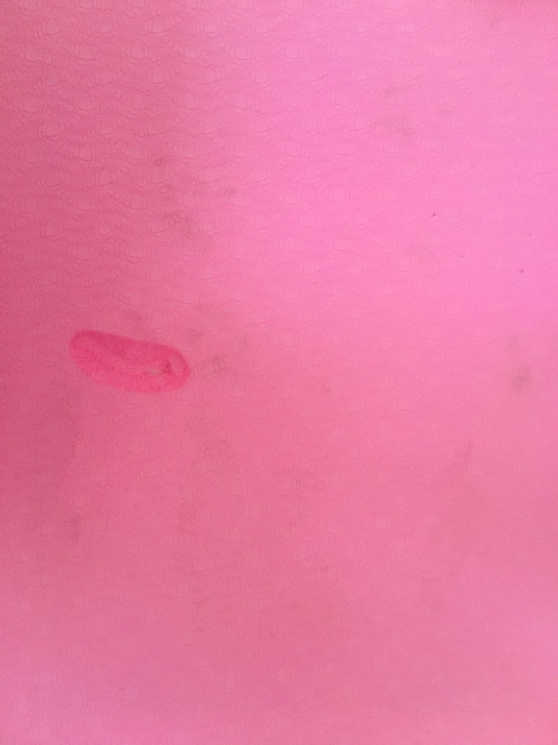 Thấy Tiki uy tín mua 1 lúc 2 tấm và kết quả thất vọng ê chề. Cả 2 tấm đều dơ, cũ và có lỗ bự chảng. Chẳng lẽ hàng sales Ko cần quan tâm chất lượng?