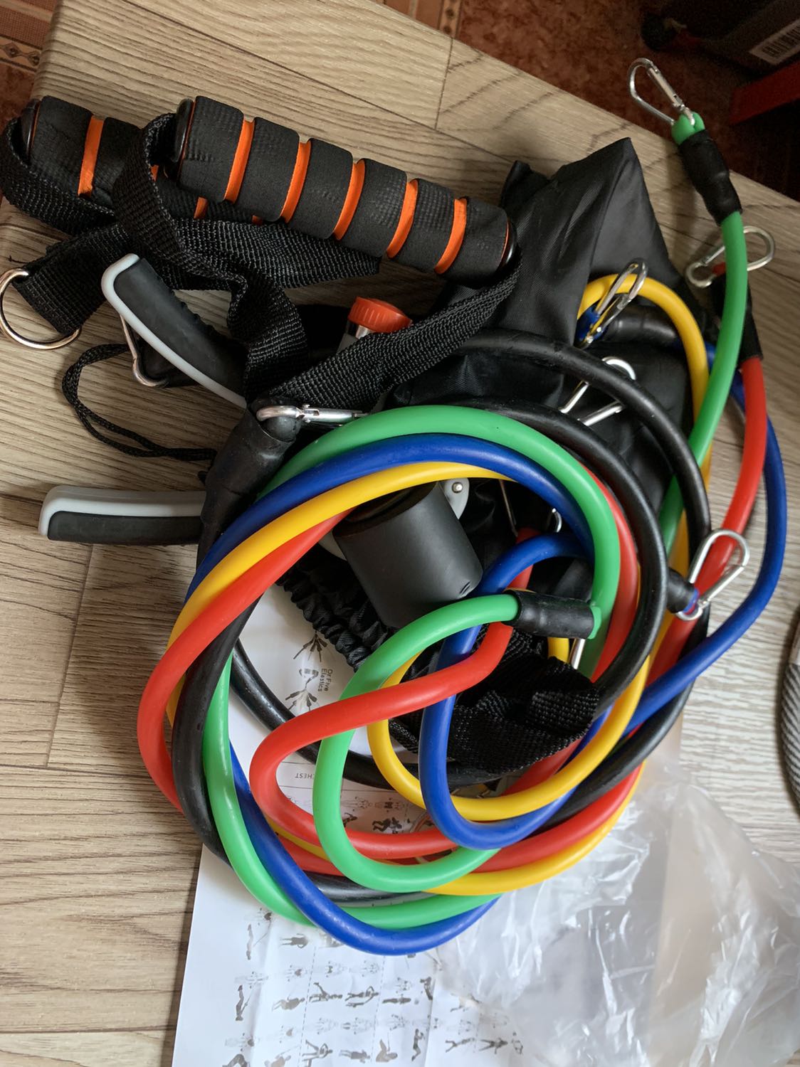 Đóng gói cẩn thận, hàng đep, cảm thấy chất lượng ổn, bền hay ko thì để sử dụng 1 thời gian mới biết. :)