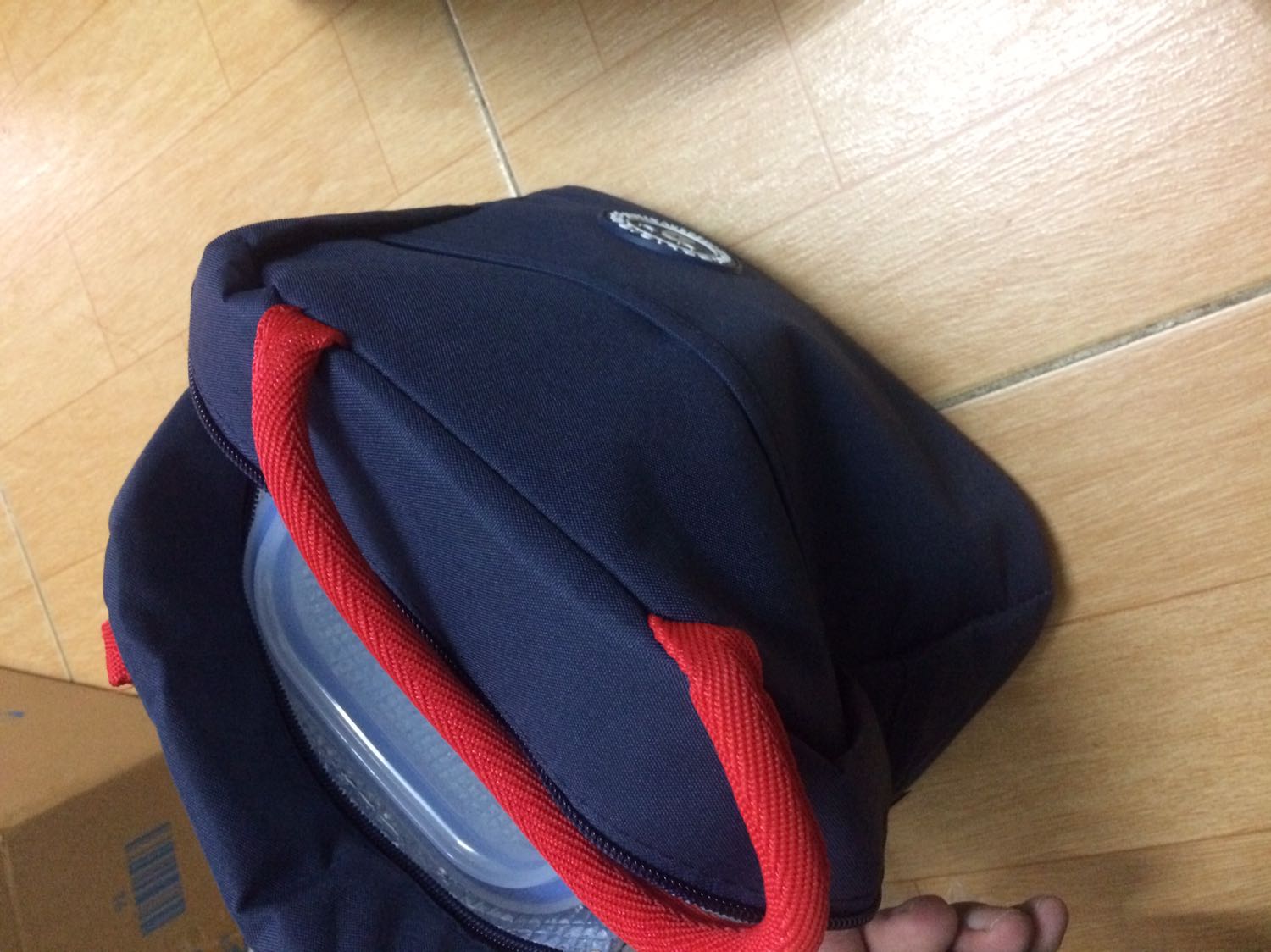 Theo cảm nghĩ của bản thân thì thấy đủ dùng với nhu cầu sử dụng, ổn trong tầm giá,... vừa mới lấy về nên không dám nhận xét nhiều, tạm cho 4sao