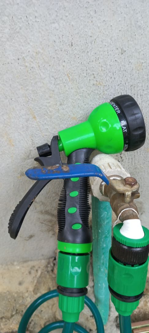 Giao hàng nhanh, giống mô tả nhưng chế độ Jet không được mạnh, bị lệch. Nếu cải thiện được thì sẽ ủng hộ