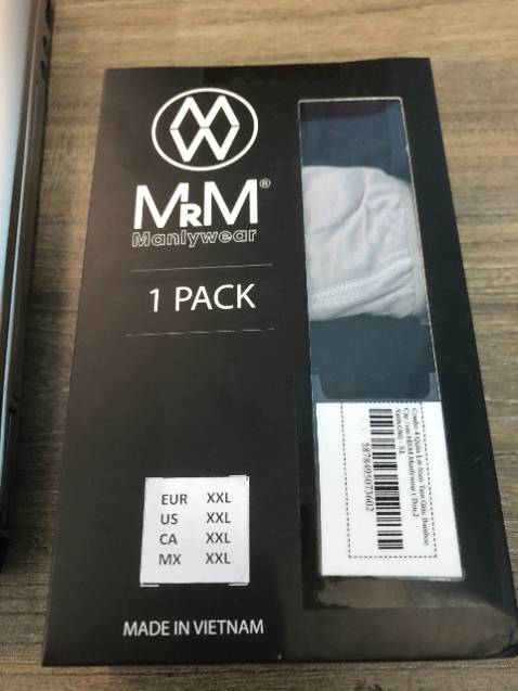 NÊN MUA !!
Coi review đánh giá mới dám mua. quả thật chất lượng thì mình thấy khá ổn, giá tốt so với hãng đồ lót lơn onoff, bilux... nhưng chất lượng không chênh quá nhiều. Đánh giá cao sản phẩm ,đầu tư hộp đẹp để người mua nhớ tới. Mình làm quà tặng, người nhận rất thích sản phẩm của  shop. 5* NÊN MUA !!
Coi review đánh giá mới dám mua. quả thật chất lượng thì mình thấy khá ổn, giá tốt so với hãng đồ lót lơn onoff, bilux... nhưng chất lượng không chênh quá nhiều. Đánh giá cao sản phẩm ,đầu tư hộp đẹp để người mua nhớ tới. Mình làm quà tặng, người nhận rất thích sản phẩm của  shop. 5*